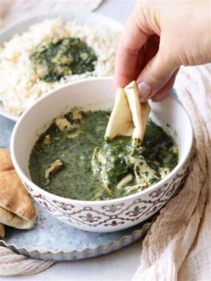  Molokhia: Uma Sopa Vibrante e Reconfortante com Sabor Terroso e Notas de Alho Refrescantes!